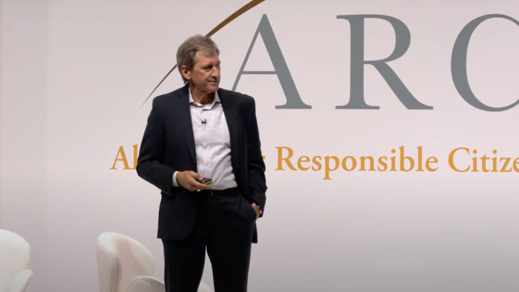 Howard Energy Partners is a leader in Midstream energy. Resources like this help inform how we use our network of midstream pipelines, including the Nueva Era Pipeline, terminals, and logistics facilities, including Javelina, to power North America with positive energy.